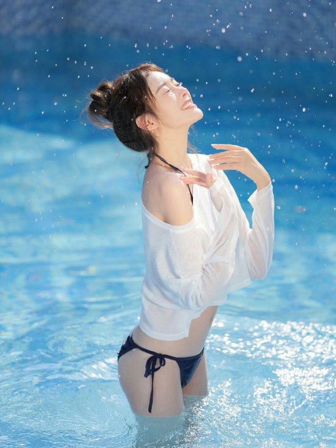 长江七号 封面